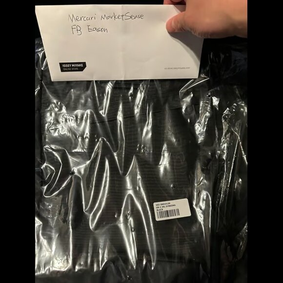 GoRuck GR2 Dyneema Backpack 26L In Black Made In USA MSRP $585 SOLD OUT NEW - Picture 2 of 4